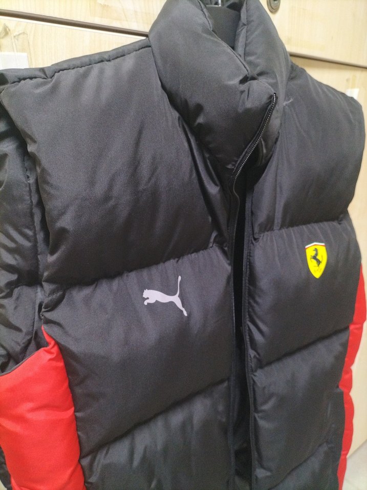Erkek Siyah-Kırmızı Fermuarlı Yelek Puma Ferrari - Görsel 3