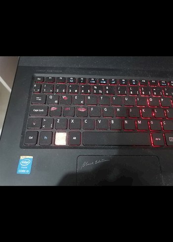 Acer aspire v17 nitro black edition - Görsel 3