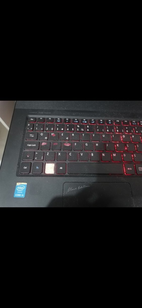 Acer aspire v17 nitro black edition - Görsel 3