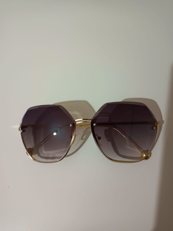 Kadın Güneş Gözlüğü - Görsel 3