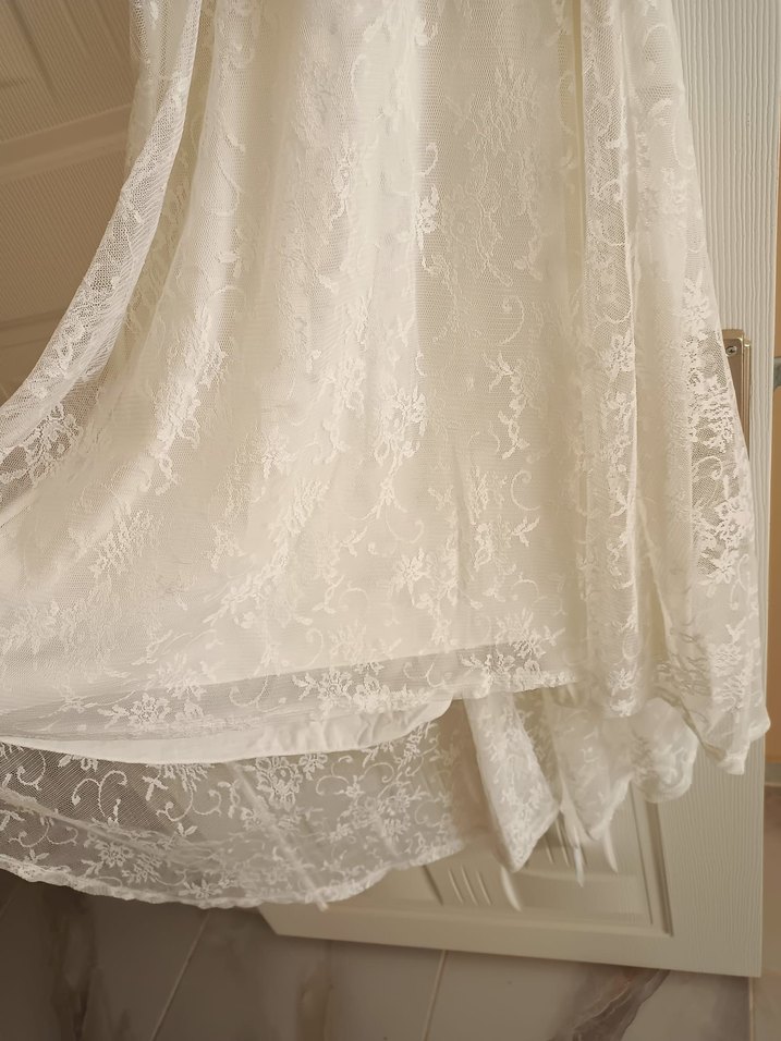 adl dantelli beyaz elbise - Görsel 2