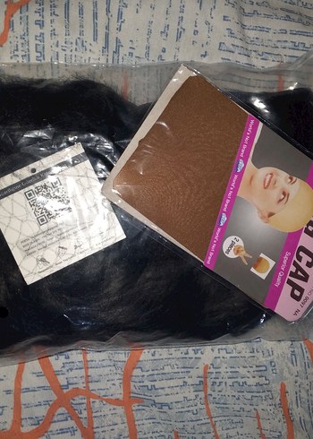 Siyah Parlak Su Dalgalı Vip Peruk
Bone Hediyeli - Görsel 3