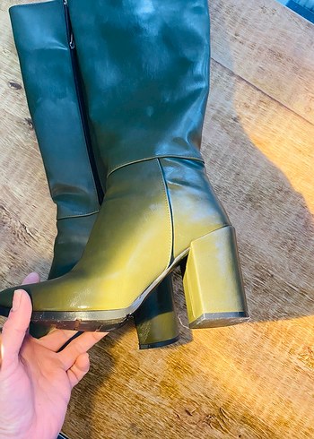 Kadın Haki Deri Tokalı Dizüstü Bot - Görsel 3