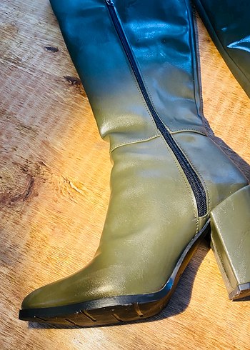 Kadın Haki Deri Tokalı Dizüstü Bot - Görsel 4