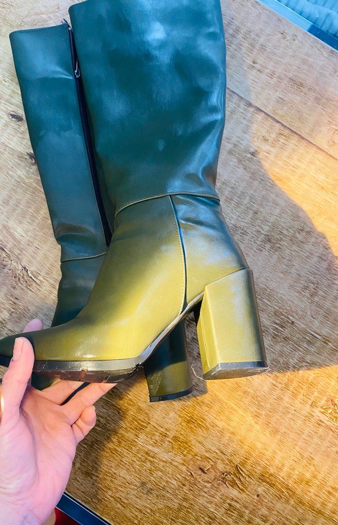 Kadın Haki Deri Tokalı Dizüstü Bot - Görsel 3