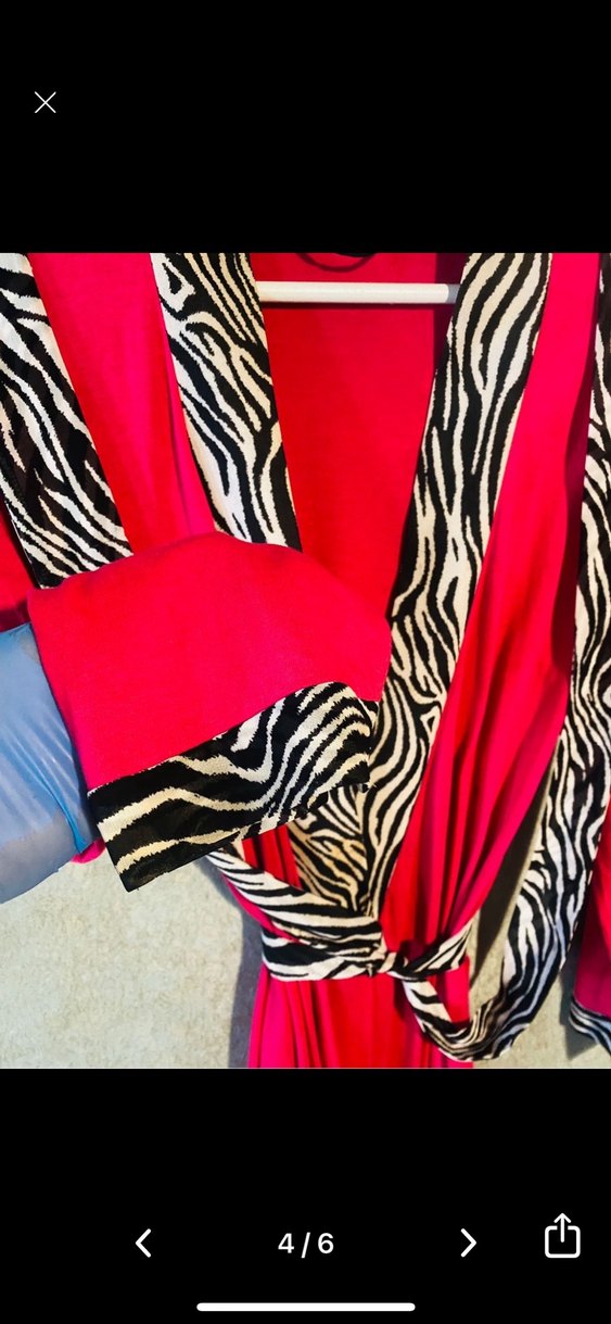 Zebra Desenli Uzun Kollu Pembe Kadın Sabahlık - Görsel 3