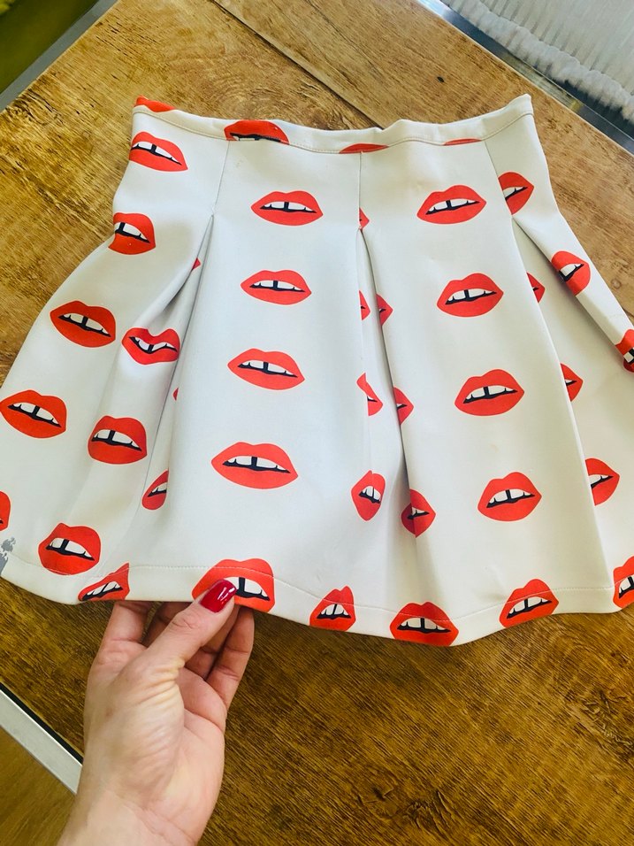 Renkli Baskılı Pilili Mini Etek - Görsel 3