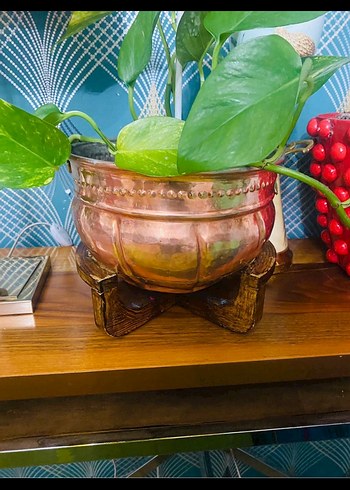 Ayaş ayaklı bakır saksı - Görsel 4