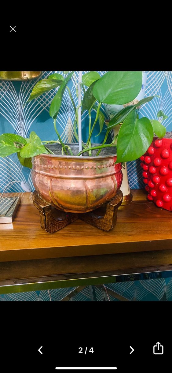 Ayaş ayaklı bakır saksı - Görsel 2