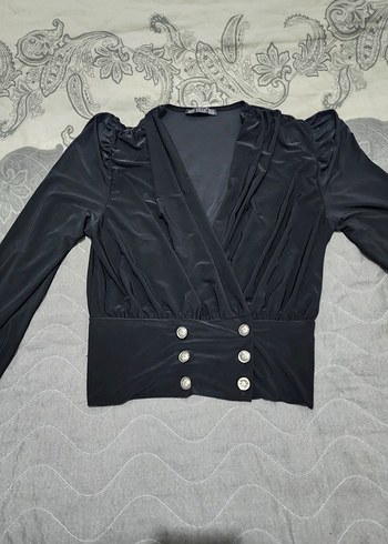 Düğmeli Siyah Gotik V Yaka Bluz - Görsel 2