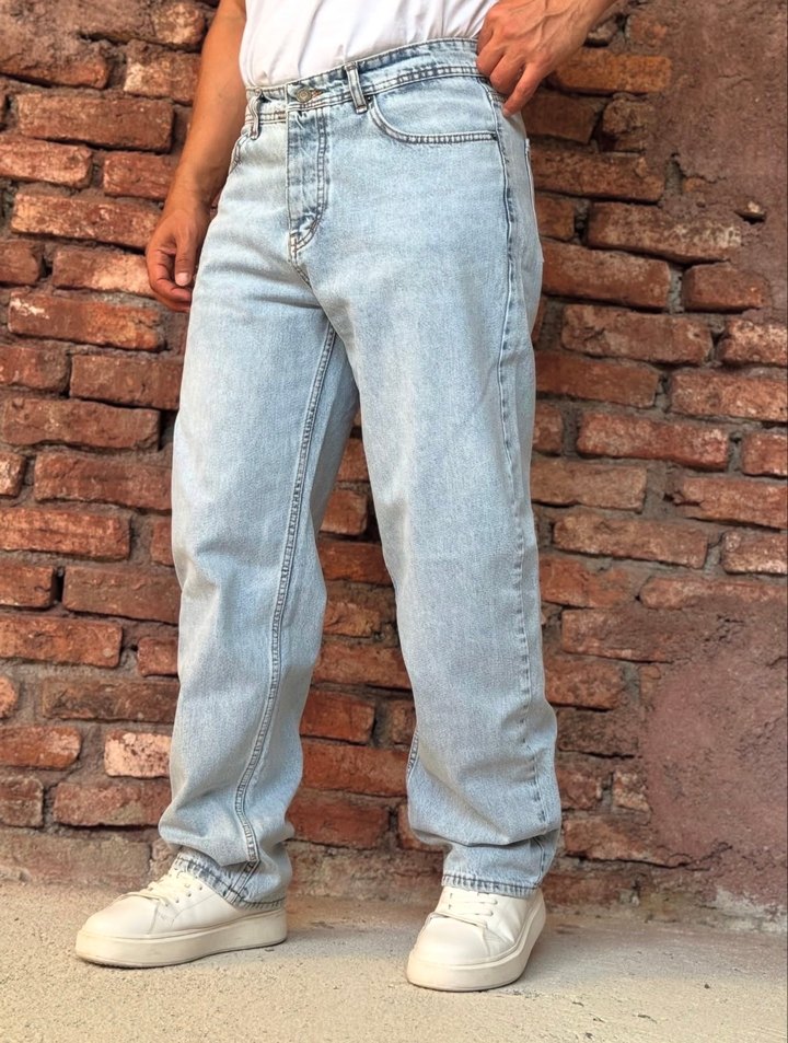 Erkek Açık Mavi Düz Desenli Bol Kesim Jean - Görsel 4