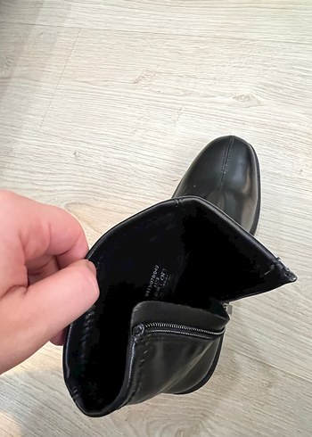 Siyah Deri Tokalı Kadın Topuklu Bot - Görsel 6