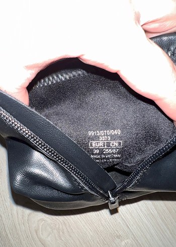 Siyah Deri Tokalı Kadın Topuklu Bot - Görsel 5