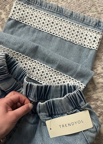 Dantel Detaylı Rahat Kesim Mavi Kadın Jean - Görsel 4