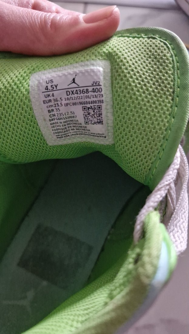 Renkli Bağcıklı Basketbol Ayakkabısı - Görsel 4