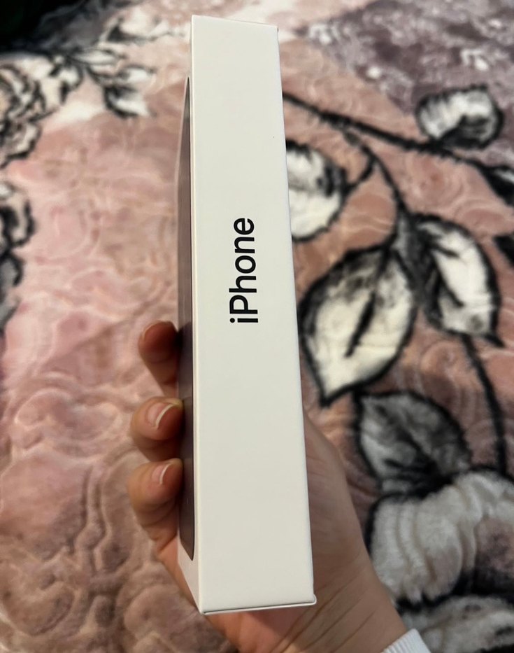 iPhone 13 Kutusu Midnight - Görsel 4