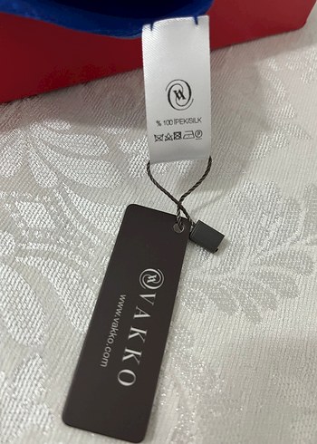 Koyu Mavi İpek Kurdeleli Kadın Fular - Görsel 2