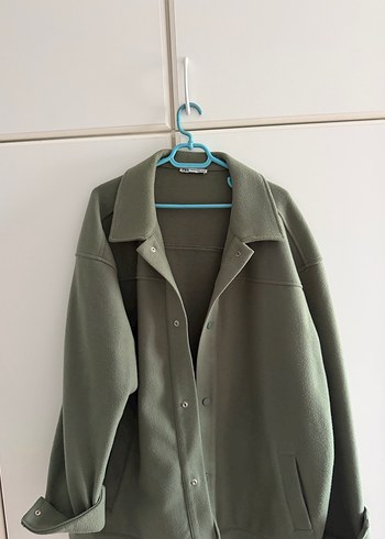 ZaraDüğmeli Haki Erkek Midi Ceket - Görsel 2