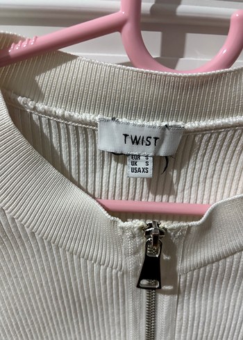 Beyaz Fermuarlı İnce Triko - Görsel 3