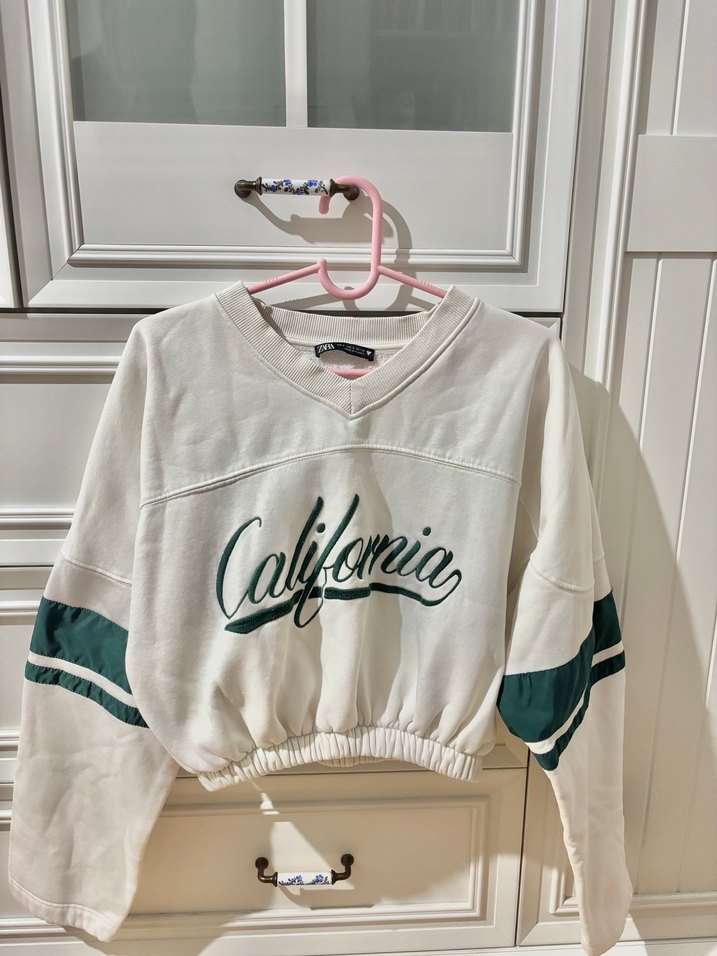 Beyaz V Yaka Kadın Eşofman Takımı - Görsel 2