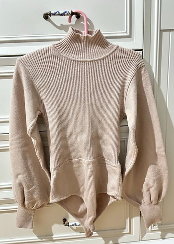 Sırt dekolteli toz pembe body - Görsel 2