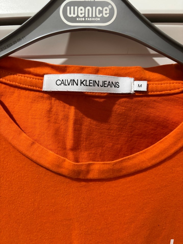 Turuncu Calvin Klein Jeans Kadın Tişört - Görsel 3