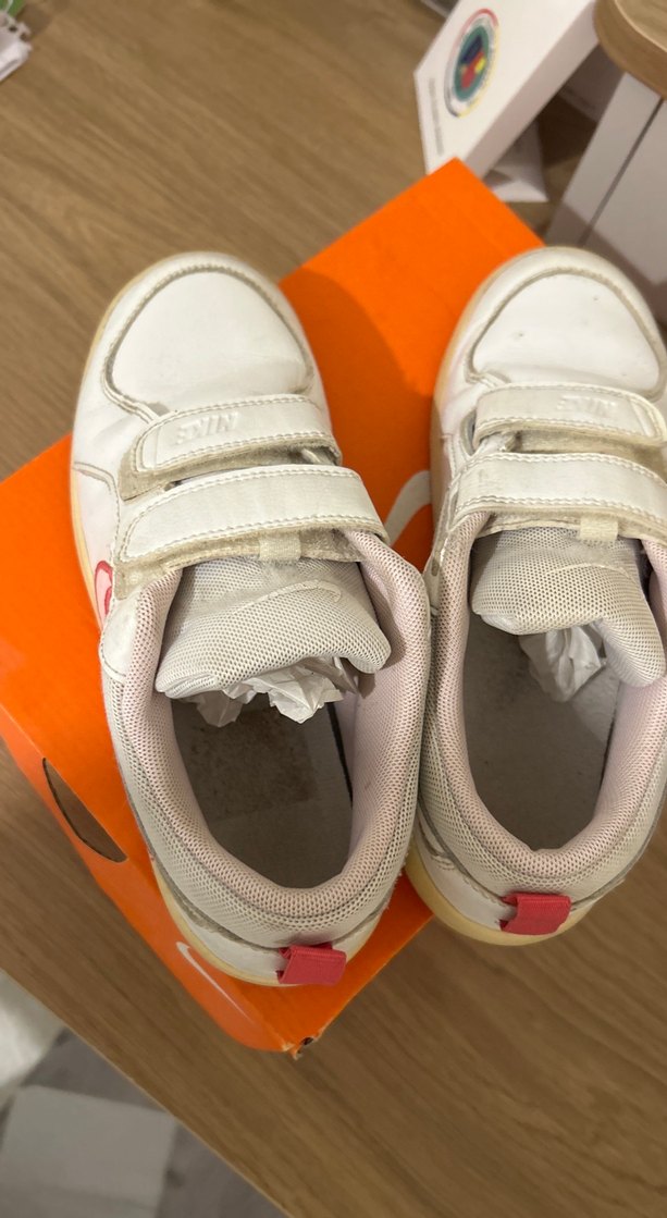 Kız Çocuk Beyaz Nike Spor Ayakkabı - Görsel 2