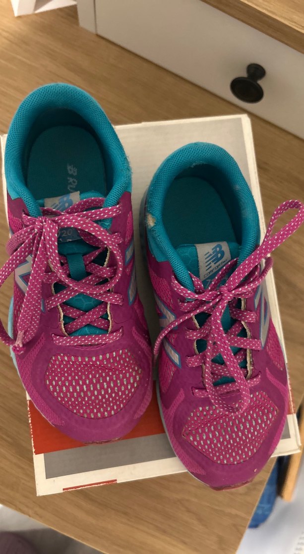 New Balance Pembe Kadın Spor Ayakkabı - Görsel 2