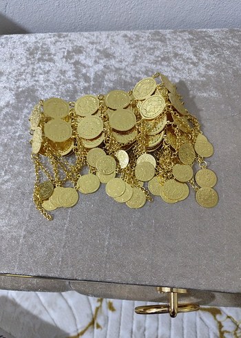 Altın Renkli Zincir Detaylı Bohem Vücut Zinciri - Görsel 2