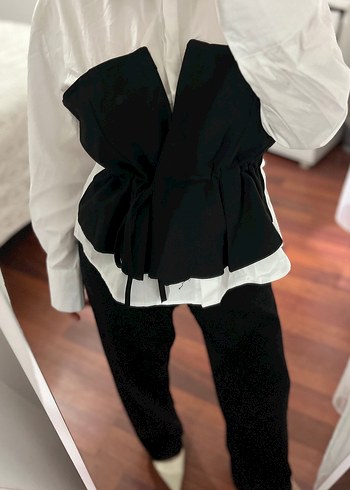 Beyaz Pamuklu Straplez Kadın Kemerli Gömlek - Görsel 3