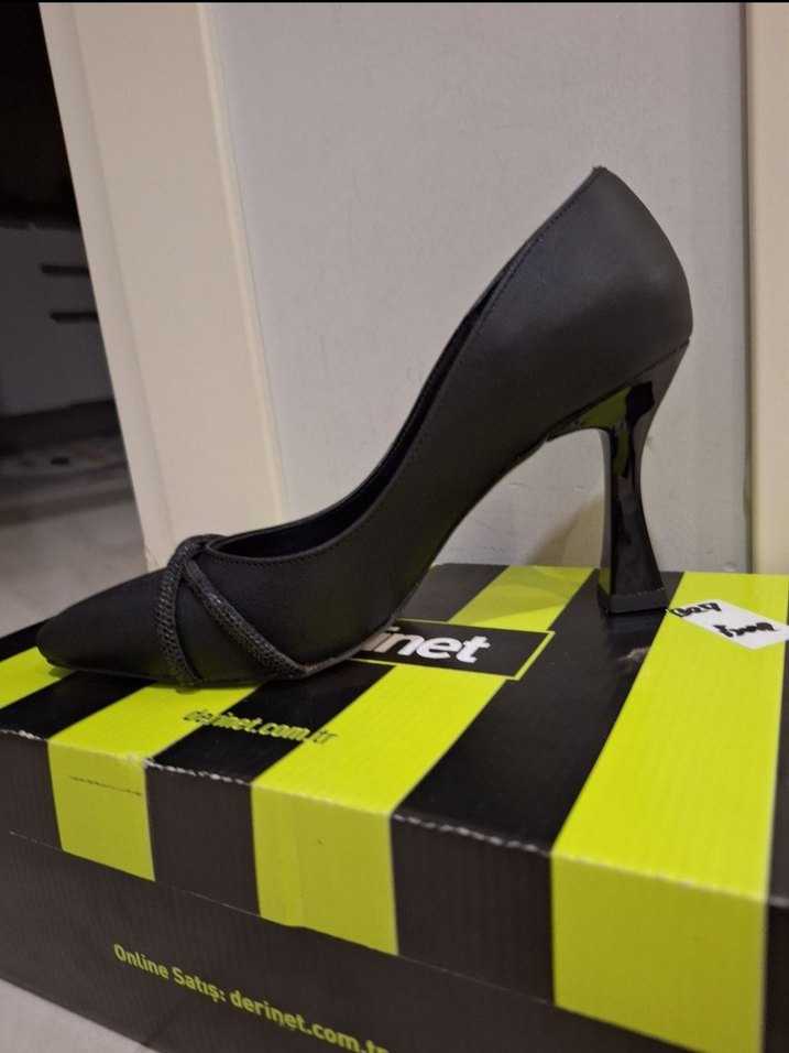 Siyah Elastik Topuklu Stiletto - Görsel 4