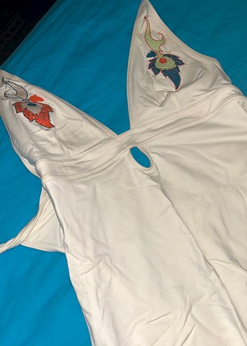 Bohem Beyaz Desenli Kadın Mayo - Görsel 3