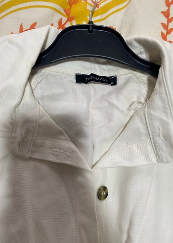 Beyaz Kemerli Kısa Kadın Tulum - Görsel 4