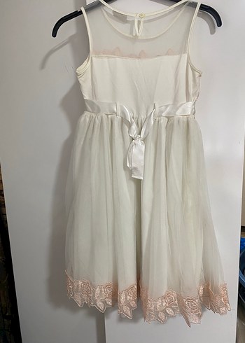 Kız Çocuk Beyaz Dantel Nakışlı Elbise - Görsel 4