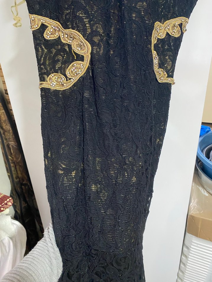 Dantel İşlemeli Siyah Uzun Abiye Elbise - Görsel 4