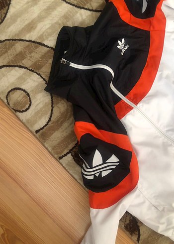 Erkek Beyaz Gri Streetwear Kısa Kollu Yağmurluk - Görsel 3