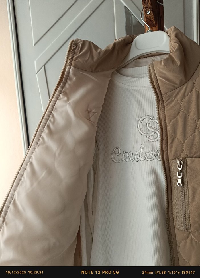 Bej kız Fermuarlı Günlük Midi Ceketli takım i - Görsel 2