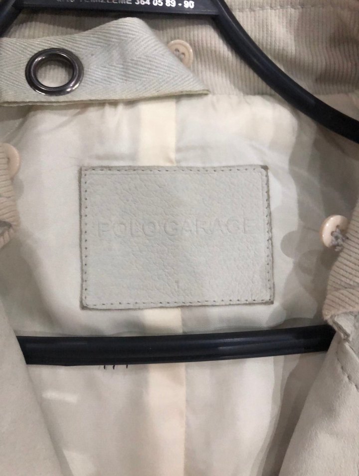 Düğmeli Bej Deri Kadın Trençkot - Görsel 4