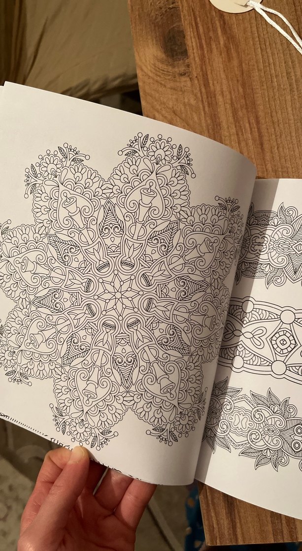 Büyükler İçin Mandala Boyama Kitabı - Görsel 4