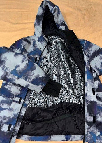 Erkek Mavi Batik Desenli Kayak Montu - Görsel 3