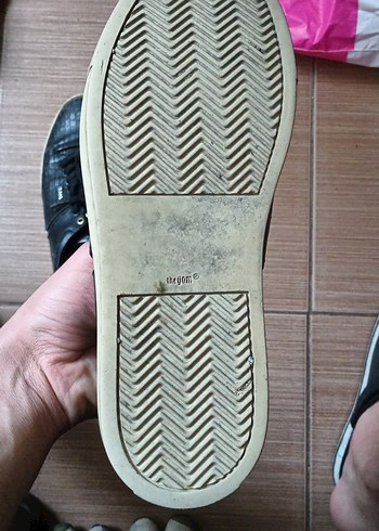 Erkek Siyah Yılan Desenli Minimalist Spor Ayakkabı - Görsel 3