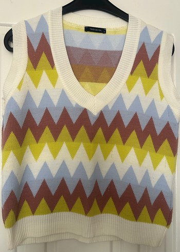 V Yaka Renkli Örgü Süveter - Görsel 2