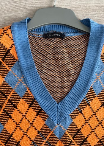 Kadın V Yaka Örgü Süveter - Görsel 4