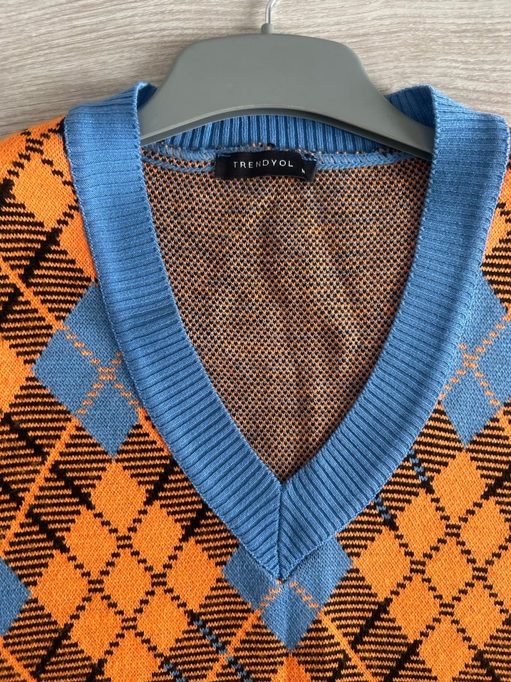 Kadın V Yaka Örgü Süveter - Görsel 4