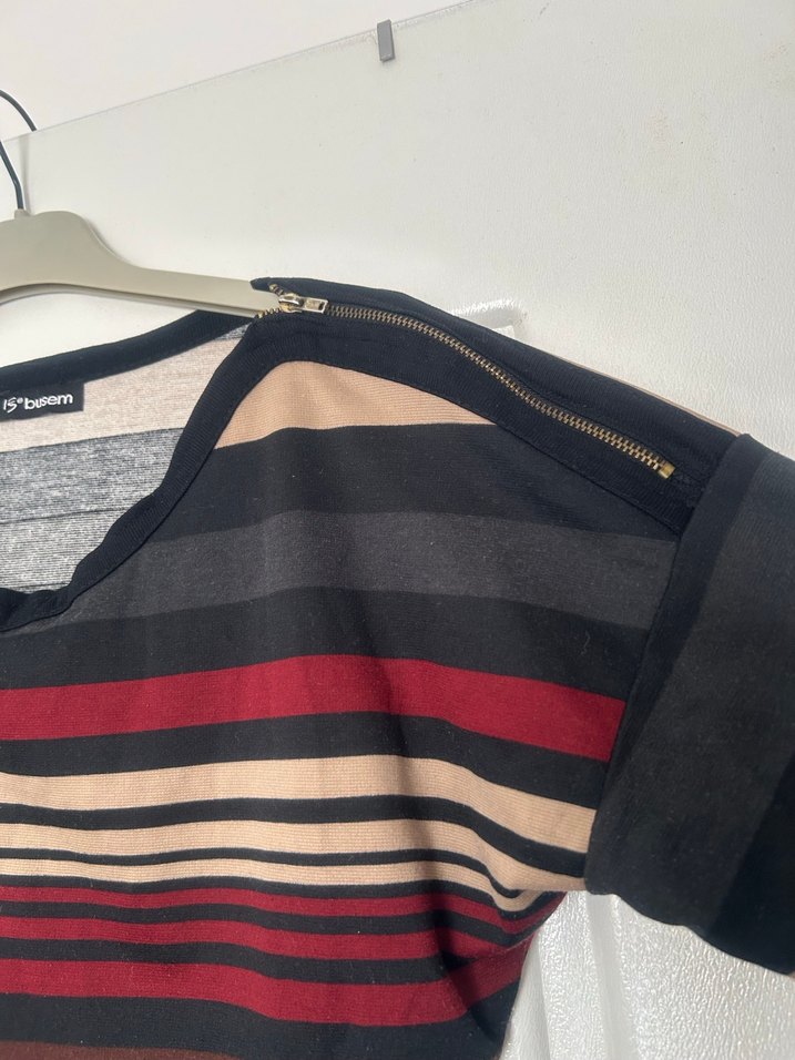 Çizgili Midi Triko Elbise - Görsel 4