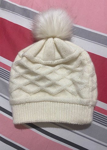 Beyaz Örgü Kadın Bere Ponponlu - Görsel 3