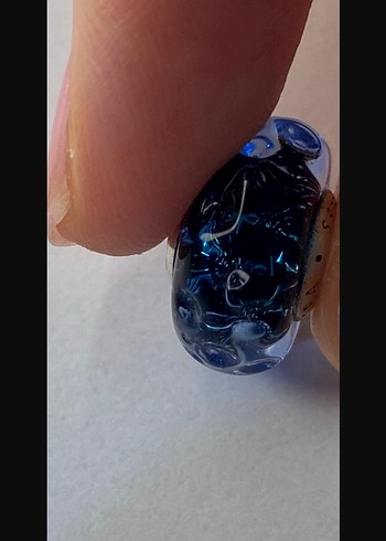 Mavi Düğmeli Kadın Charm - Görsel 3