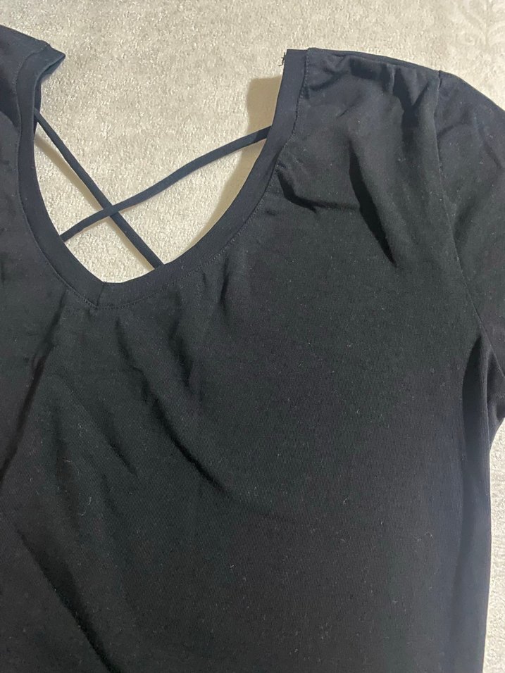 Siyah V YakaTişört - Görsel 2
