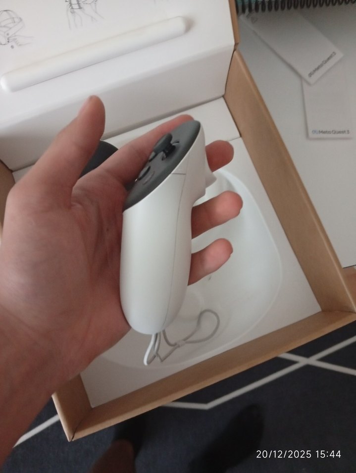 META QUEST 3 VR Gözlük - Görsel 3