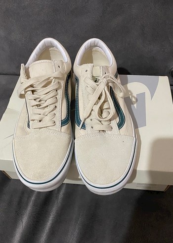 Vans 43